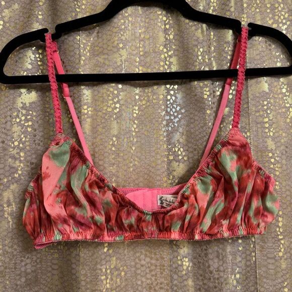 Free People Pretty Little Bralette Pink Strawberry Combo Medium NWOT - Picture 1 of 9